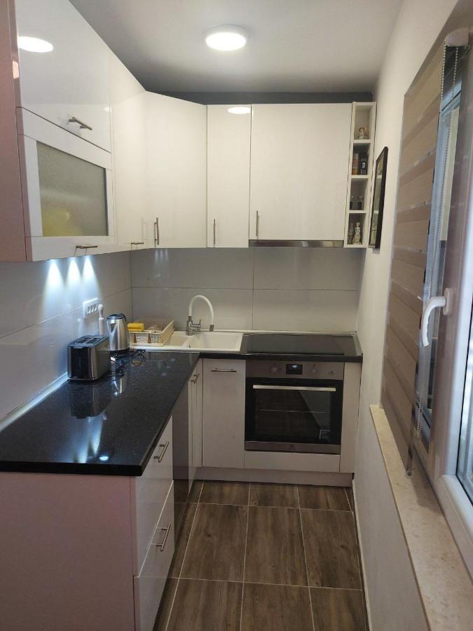 Sara Apartment