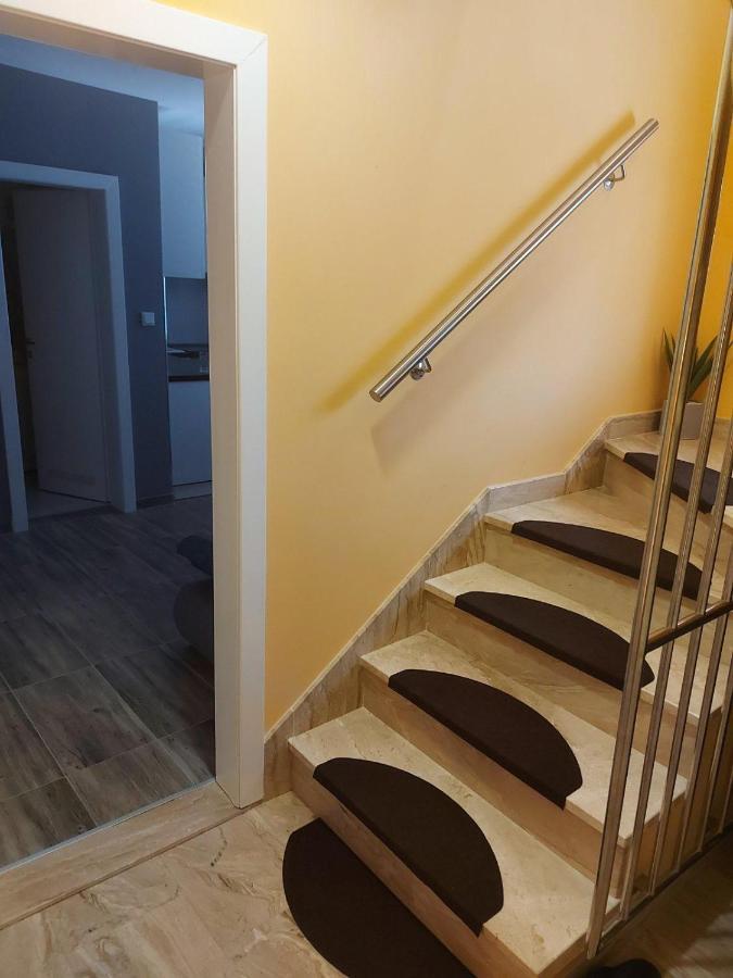 Sara Apartment Slatine